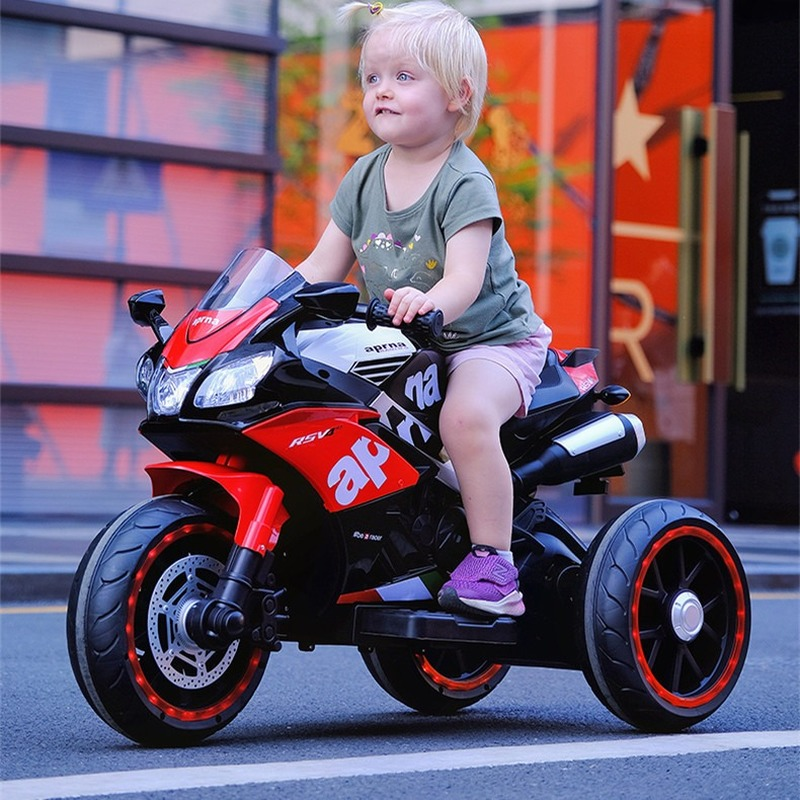 어린이 전기 자동차 3-10 세 남성과 여성의 아기 충전 2 및 3 바퀴 달린 장난감 차량 Led 조명